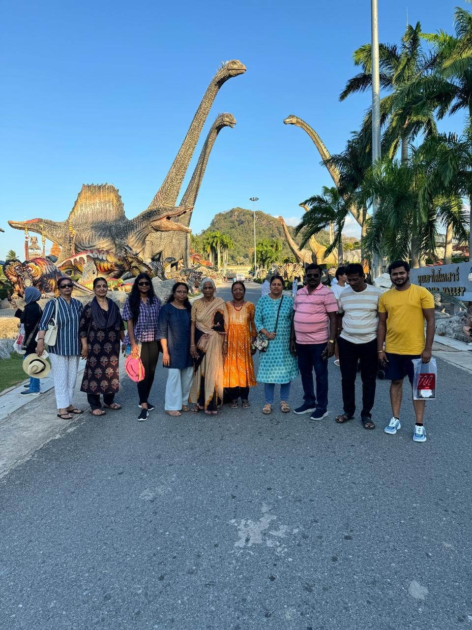 Family enjoying Nong Nooch Village Pattaya